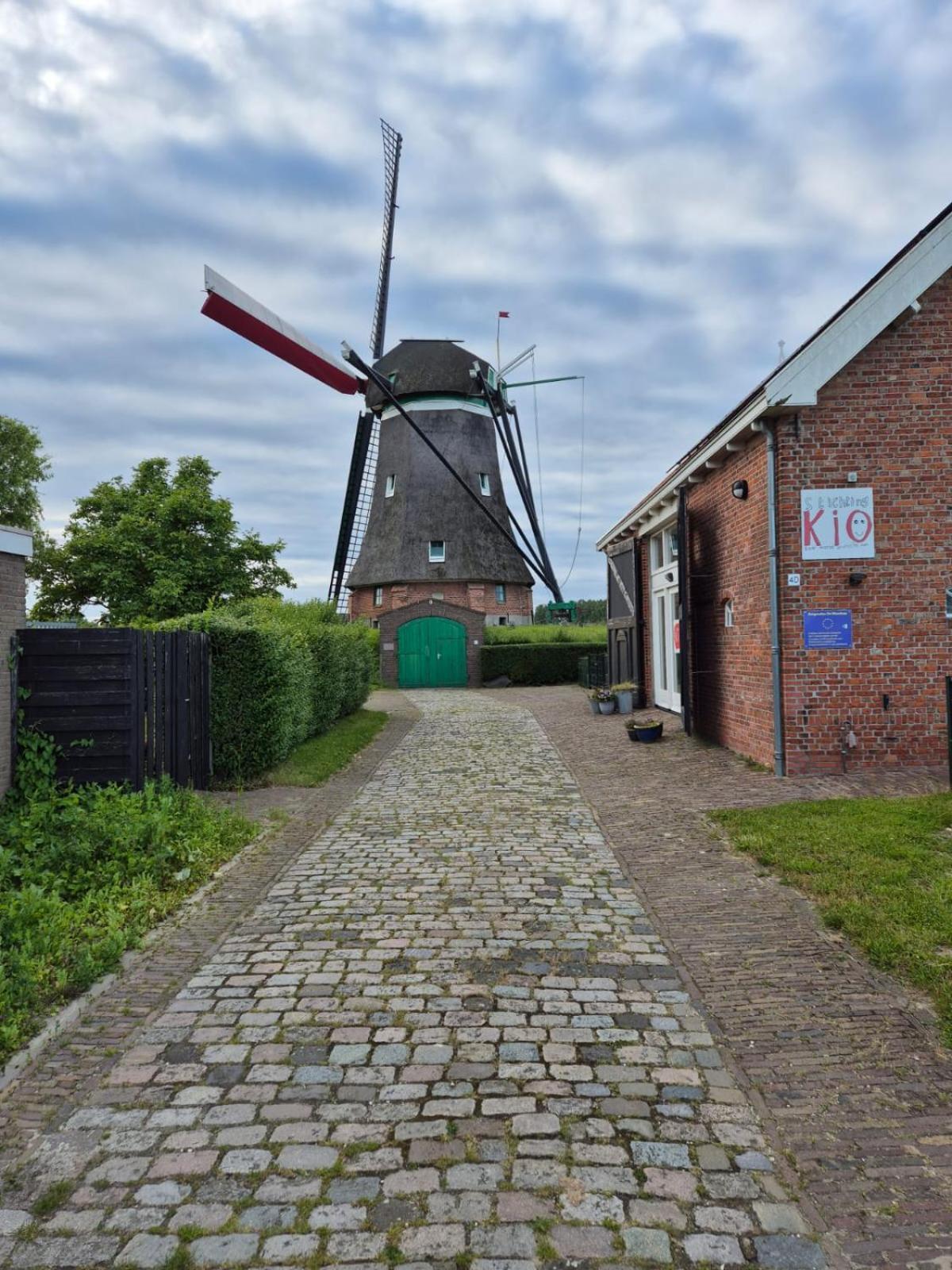 Bij Molen De Blazekop, Rustig En Landelijk Ovezande Exterior photo